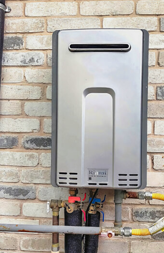 https://sorrentohotwater.com.au/uploads/2025/06/instant-hot-water-systems-48570.jpg
